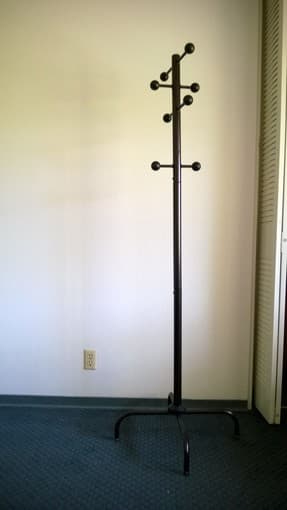 coat stand 15$ 1