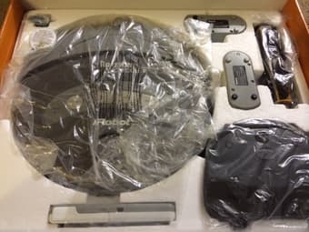 Roomba Scheduler 4225 with accessory kit - $150 1