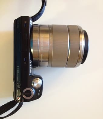 Sony NEX 5-N with 18-55 Lens - $400 2
