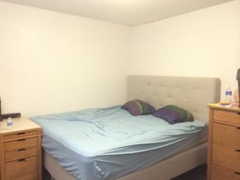 One bedroom apartment sublet -EV Hoskins Midrise (May 21-mid July) 3