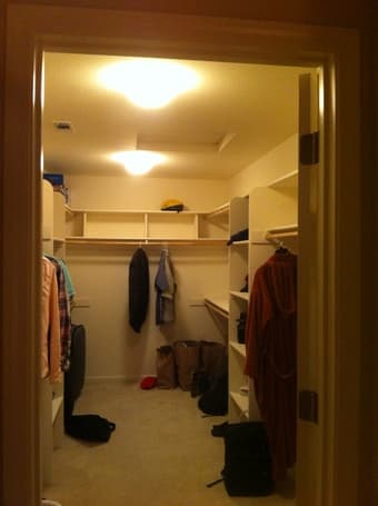 Master bedroom for rent 2