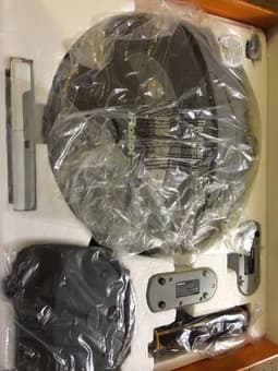 Roomba Scheduler 4225 from iRobot with accessory kit. $120 2
