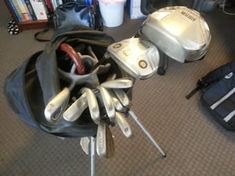 Used golf club set + bag 1