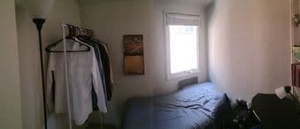 bedroom for summer sublet in 3 br house in Palo Alto, $765/month 1