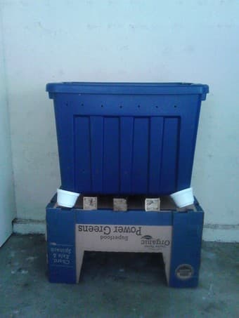 WORM COMPOSTING SYSTEM worms included! only $35 dls! 1