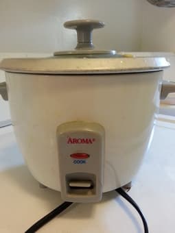 3 cup rice cooker - $5 1