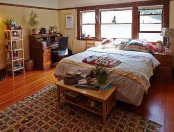 Huge Beautiful Room Aug 16 - Sept 2 1