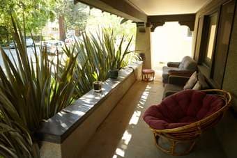 Huge Beautiful Room Aug 16 - Sept 2 2