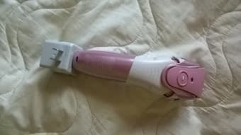 Panasonic Wet/Dry Ladies Shaver and Bikini Trimmer - $10 1