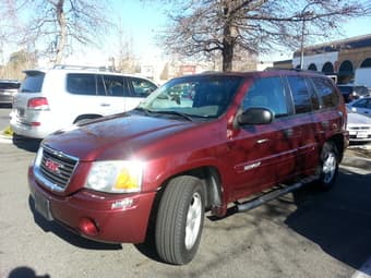 2004 GMC SUV(Excellent Condition & Really Good Price) FOR SALE 2