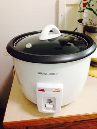 Window fan unit, new umbrella, rice cooker 3