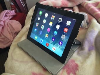 Brand new iPad 4 with retina display - 16 GB for $320 1