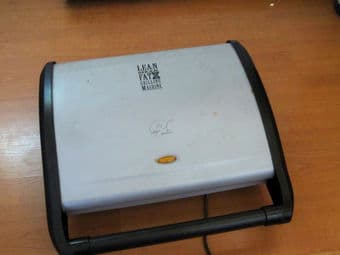 Electric Grilling Machine $10 1