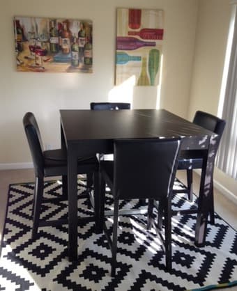 Dining table + stools 1