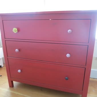 Selling Ikea Hemnes dresser with Anthropologie knobs 2