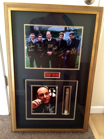 **Sopranos picture, KING BED, Wood Book Shelf 1