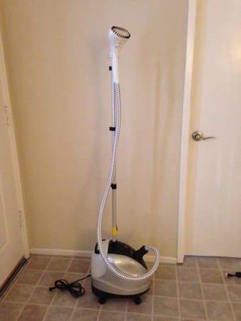Hamilton Beach Garment Steamer 1
