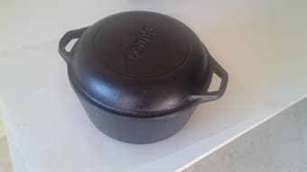 Lodge Cast Iron Dutch Oven (10.5’’) 1