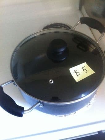 Big cooking pot for $5 1