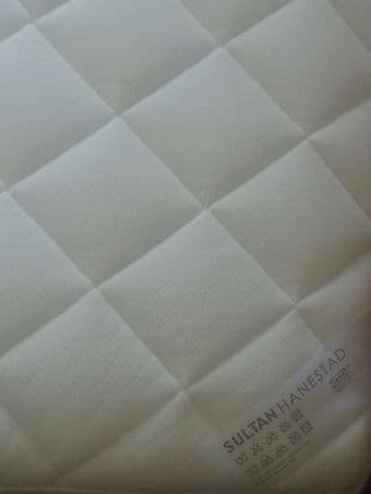 matress & matress pad 2