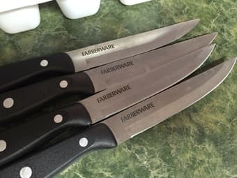 Kitchen Set (tupperware,silverware, pots, etc.) + Nice steak knife set 2