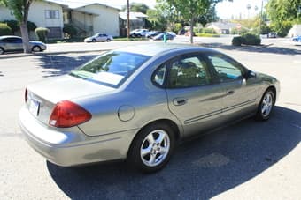 2002 FORD TAURUS SES $3500 OBO 2