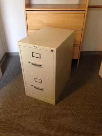 2 Drawer File Cabinet $40 1
