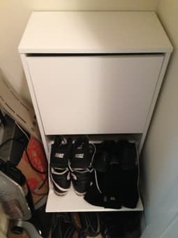 Shoe rack!! Like new!! 2