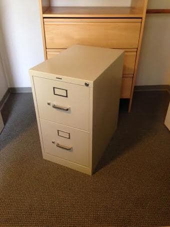 2 Drawer File Cabinet $40 1