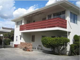 Sublet 1 BR in a College Terrace Apt for the Fall Quarter ($1325) 1