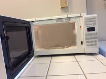Microwave - great condition - $20 obo 2