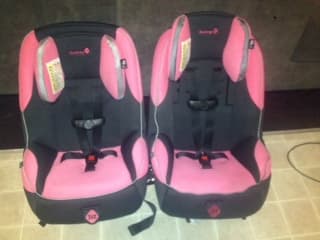 Carseat(s) 1