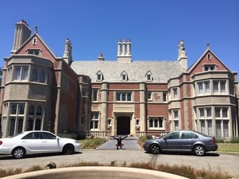 All Inclusive Private Room in Castle at Woodside - $2000 1