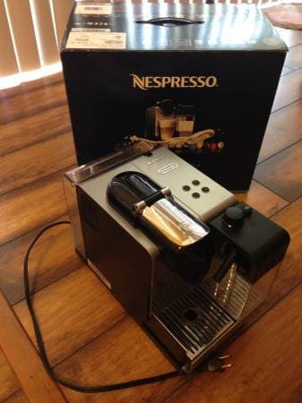 Nespresso Lattissima Silver with Box $145 3