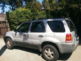 2002 Ford Escape XLS, 3.0L V6, 98k miles--$5500 3