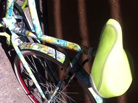 Bike with style - Flowery women bike Alice and Olivia by Stacey Bendet 2
