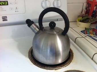 Toaster and kettle 2