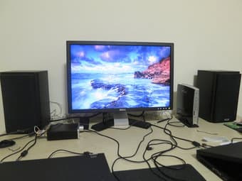 UltraMini PC, 22" LCD Monitor, HiFi Speakers 1