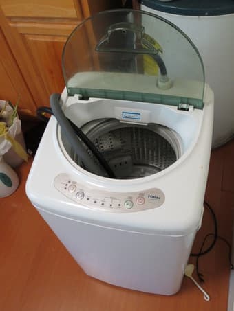 Huge Moving Sale WashMachine Steamers Heaters Computers Lamps etc 1