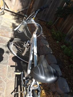 Giant Cypress Bike; Hybrid; Great condition; $200 3