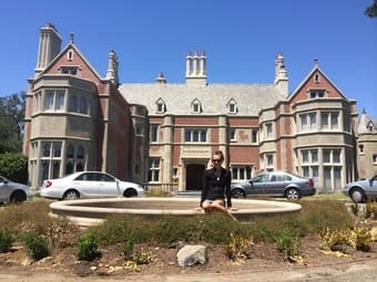$1200: Female-Only Dorms in the Chateau (Woodside / Atherton) 1