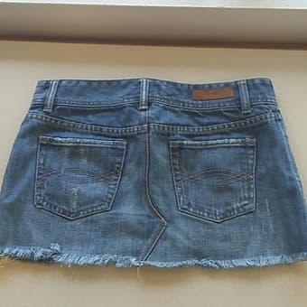 Abercrombie&Fitch Denim Skirt size 2 ($10) 2