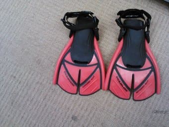 Swim fins $15 1