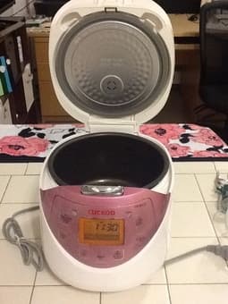 Cuckoo Rice Cooker CR-0631F 2