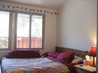 EV 1-bedroom available December 17 - January 2 2