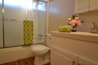 2B2B apt near downtown Mountain View. 2 min from walmart, target 2