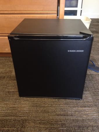 Black and Decker 1.7 cu ft refrigerator - $50 OBO 2