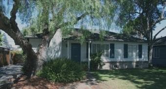 NORTH P.A. SUNNY 2BEDROOM/DEN/2BATHS HOUSE 1