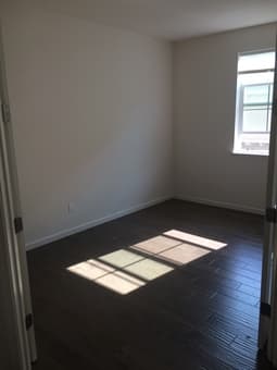 Room for $1200 in 3br 2.5ba townhouse in Redwood City 2