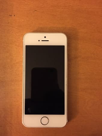 IPhone 5S TMobile 16GB White/Silver LIKE NEW $550 OBO 1